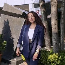 Psk. Nazlıcan Acar — Psikoloji. Portre fotoğrafı.