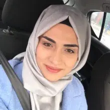 Kl. Psk. Ayşe Merve Yamak Küçükemirler — Psikoloji, Kocaeli. Portre fotoğrafı.