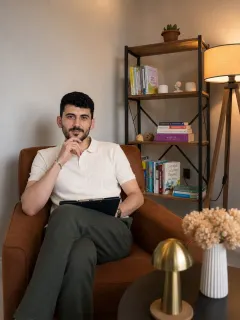 Psk. İzzet Kayacan profilinde yer alan galeri fotoğrafı.