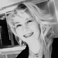 Uzm. Dr. Aslı Ayaz — Anesteziyoloji Ve Reanimasyon, Çankaya, Ankara. Portre fotoğrafı.