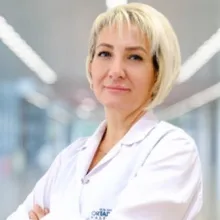 Doç. Dr. Nur Yücel Ekici — Kulak Burun Boğaz, Seyhan, Adana. Portre fotoğrafı.