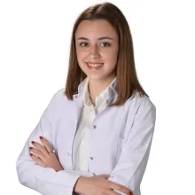 Fzt. Gökçenaz Arpaçay — Fizyoterapi Ve Rehabilitasyon, Bursa. Portre fotoğrafı.