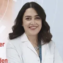 Op. Dr. Zeynep Kunt — Göz Hastalıkları, Yüreğir, Adana. Portre fotoğrafı.