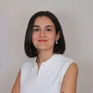 Kl. Psk. Merve Aydar — Psikoloji, İstanbul. Portre fotoğrafı.