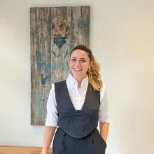 Psk. Ayşenur Demircan — Psikoloji, Gaziantep. Portre fotoğrafı.