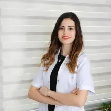 Dyt. Özlem Mut — Diyetisyen, Kayseri. Portre fotoğrafı.