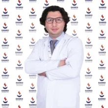 Doç. Dr. Mehmet Kolu — Girişimsel Radyoloji, Şehitkamil, Gaziantep. Portre fotoğrafı.