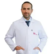 Uzm. Dr. Abdullatif Şirin — Gastroenteroloji, Tepebaşı, Eskişehir. Portre fotoğrafı.