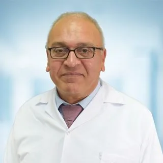 Prof. Dr. İbrahim Ferhat Ürünsak — Kadın Hastalıkları Ve Doğum, Çukurova, Adana. Portre fotoğrafı.
