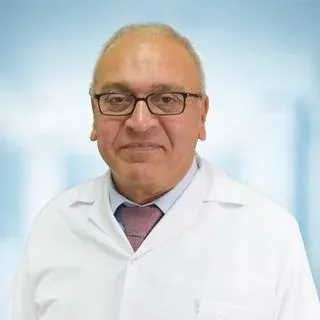 Prof. Dr. İbrahim Ferhat Ürünsak — Kadın Hastalıkları Ve Doğum, Çukurova, Adana. Portre fotoğrafı.