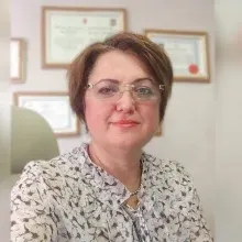 Op. Dr. Hatice Karabay — Kadın Hastalıkları Ve Doğum, Ankara. Portre fotoğrafı.