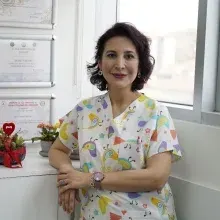 Uzm. Dr. Demet Ersivri — Dermatoloji, Sincan, Ankara. Portre fotoğrafı.