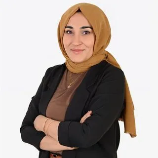 Psk. Ayşe Göktaş — Psikoloji, Selçuklu, Konya. Portre fotoğrafı.