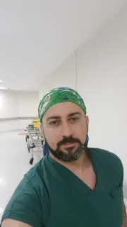 Op. Dr. Süleyman Deniz Kahraman profilinde yer alan galeri fotoğrafı.
