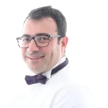 Prof. Dr. Sinan Kahraman — Ortopedi Ve Travmatoloji, Kadıköy, İstanbul. Portre fotoğrafı.