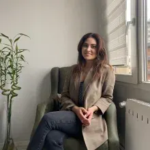 Kl. Psk. Günsu Kurukütük — Ankara. Portre fotoğrafı.