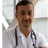 Uzm. Dr. Bülent Temel — İç Hastalıkları, Bahçelievler, İstanbul. Portre fotoğrafı.