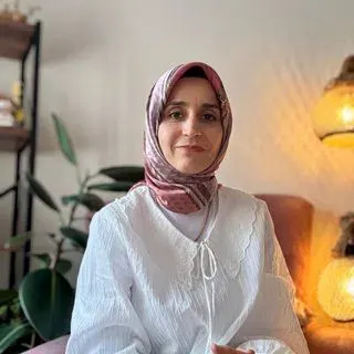 Kl. Psk. Tuğba Yahşi Satılmış — Yozgat. Portre fotoğrafı.