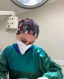 Op. Dr. Yağmur Yaprak Balı profilinde yer alan galeri fotoğrafı.