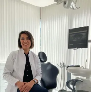 Dr. Dt. Serap Şimşek profilinde yer alan galeri fotoğrafı.