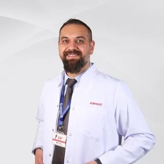 Dt. İbrahim Zafer Kıraç — Diş Hekimi, Selçuklu, Konya. Portre fotoğrafı.