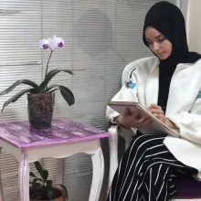Psk. Hatice Kübra Kırıcı — Psikoloji, Maltepe, İstanbul. Portre fotoğrafı.