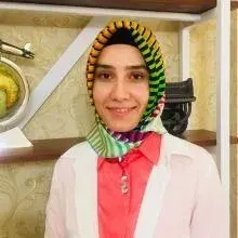 Dyt. Esra Kaya — Diyetisyen, Konya. Portre fotoğrafı.