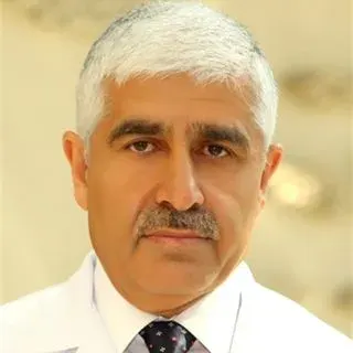 Dr. Öğr. Üyesi Kemal Yıldız — İç Hastalıkları, Beylikdüzü, İstanbul. Portre fotoğrafı.
