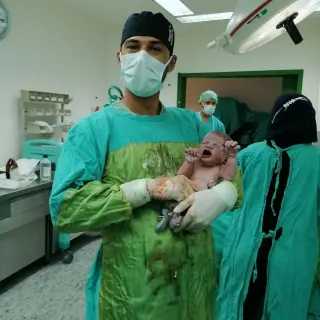 Op. Dr. Talha Ayvaz profilinde yer alan galeri fotoğrafı.
