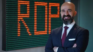 Op. Dr. Emre Hekimoğlu profilinde yer alan galeri fotoğrafı.