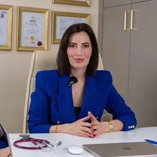 Uzm. Dr. Safiye Zühal Gündoğmuş — Alanya, Antalya. Portre fotoğrafı.