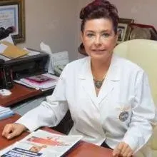 Prof. Dr. Rana Anadolu — Dermatoloji, Ankara. Portre fotoğrafı.