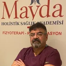 Fzt. İbrahim Mayda — Fizyoterapi Ve Rehabilitasyon, İstanbul. Portre fotoğrafı.