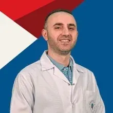 Dr. Öğr. Üyesi Osman Akyüz — Üroloji, Bağcılar, İstanbul. Portre fotoğrafı.