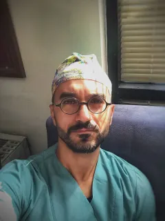 Op. Dr. Yusuf Emrah Gergin profilinde yer alan galeri fotoğrafı.