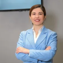 Uzm. Dr. Meriç Yıldız Yılmaz — Anatomi, Bursa. Portre fotoğrafı.