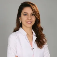 Dyt. Sedef Yeral — Diyetisyen, Hatay. Portre fotoğrafı.