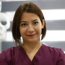 Dr. Dt. Saime Aslı Kahraman — Trabzon. Portre fotoğrafı.