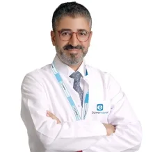 Prof. Dr. Mehmet Küçüköner — Tıbbi Onkoloji, Diyarbakır. Portre fotoğrafı.