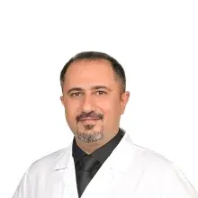 Op. Dr. Cem Öz — Plastik Rekonstrüktif Ve Estetik Cerrahi. Portre fotoğrafı.