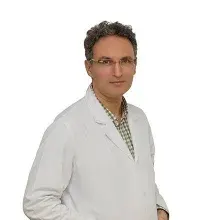 Dr. Ali Selçuk Zekey — Nefroloji, Selçuklu, Konya. Portre fotoğrafı.