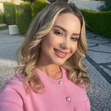 Kl. Psk. Buse Altun Arat — Kocaeli. Portre fotoğrafı.