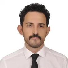 Op. Dr. Yağmur Işın — Ortopedi Ve Travmatoloji, İzmir. Portre fotoğrafı.