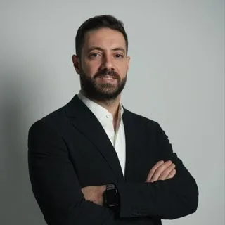 Kl. Psk. Metin Aksu — Psikoloji, Beykoz, İstanbul. Portre fotoğrafı.
