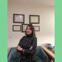 Dr. Canan Alpoğuz — Aile Danışmanlığı. Portre fotoğrafı.