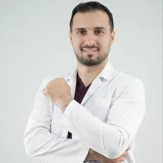 Op. Dr. Mehmet Beşir Sürme — Beyin Ve Sinir Cerrahisi, Eskişehir. Portre fotoğrafı.