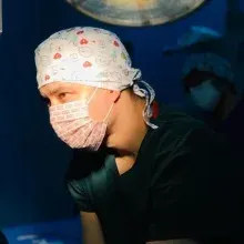 Op. Dr. İftikhar Gurbanov — Ortopedi Ve Travmatoloji, Tuzla, İstanbul. Portre fotoğrafı.