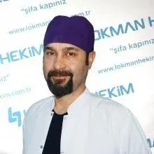 Op. Dr. Hüseyin Akkaya — Plastik Rekonstrüktif Ve Estetik Cerrahi, Van. Portre fotoğrafı.