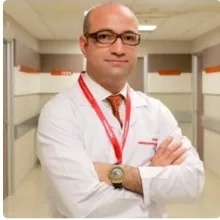 Doç. Dr. Nurettin Tunç — Diyarbakır. Portre fotoğrafı.