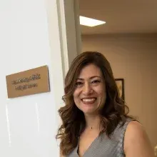 Uzm. Dr. Seher Olga Güriz — Psikiyatri, Ankara. Portre fotoğrafı.